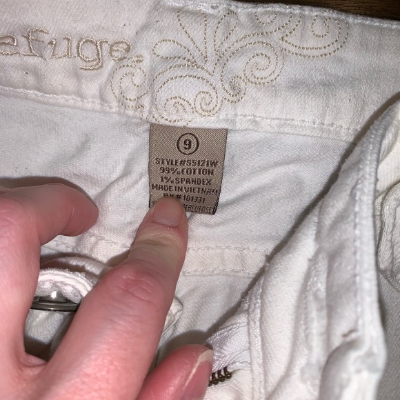 Refuge shorts size 10 worn once - Picture 3 of 3